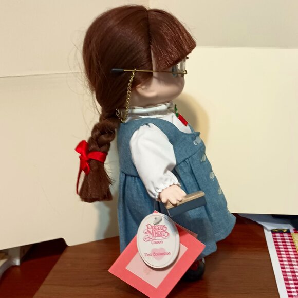 Precious Moments Teacher Doll First Edition #1414, Original Stand, with All Tags - Picture 2 of 9